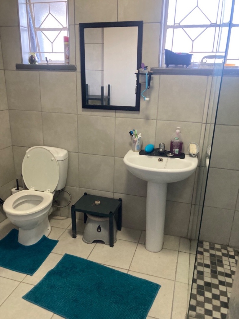 3 Bedroom Property for Sale in Kabega Park Eastern Cape